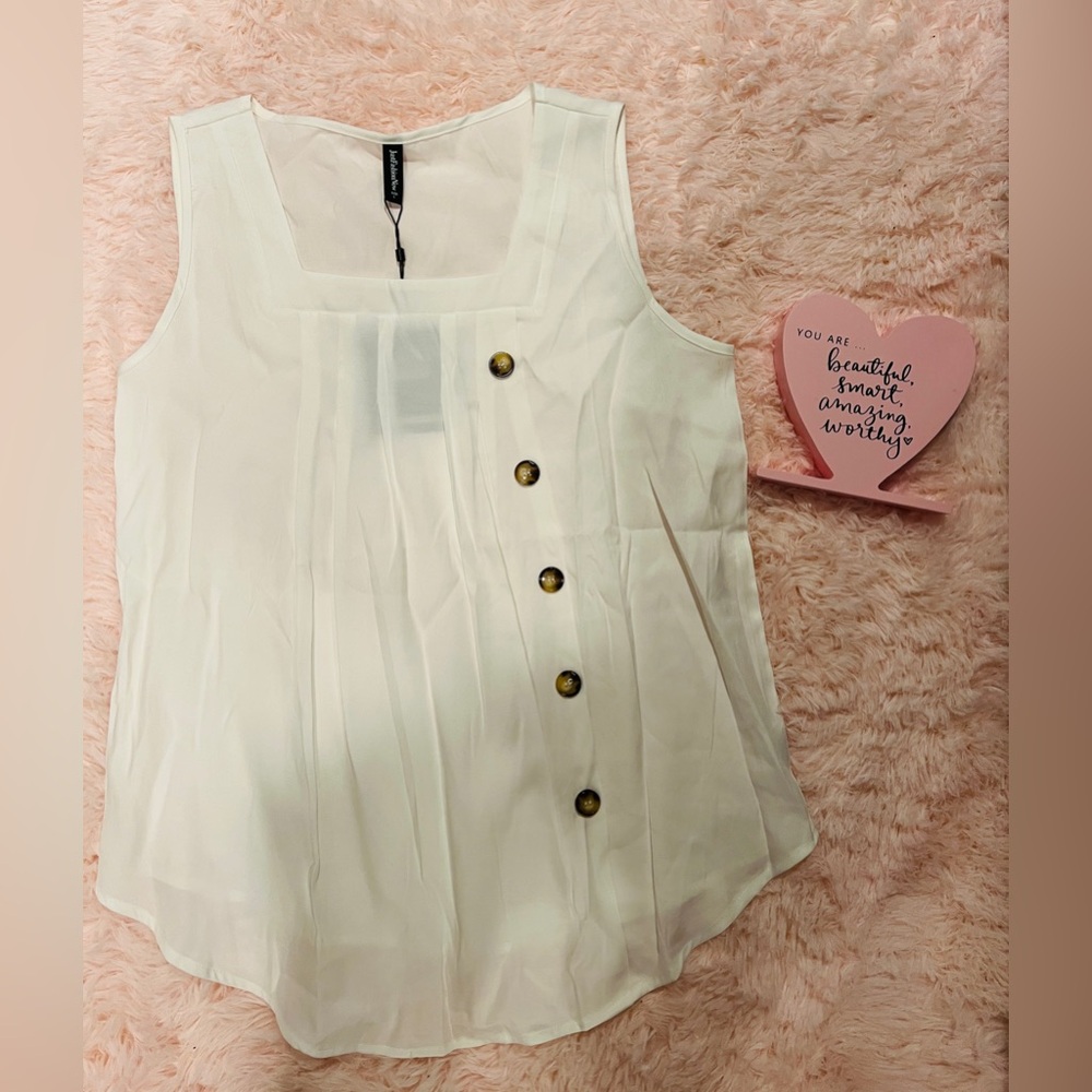 new sleeveless blouse